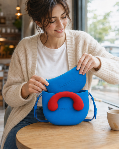Sac DUCKY bleu et rouge avec pochette intérieure zippée incluse